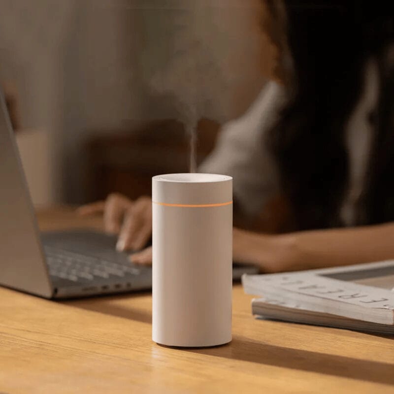 White Portable Aroma Car Diffuser - Image 2