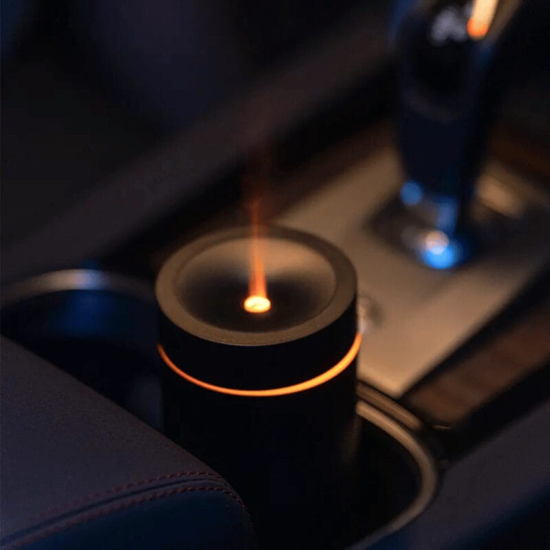 White Portable Aroma Car Diffuser - Image 3